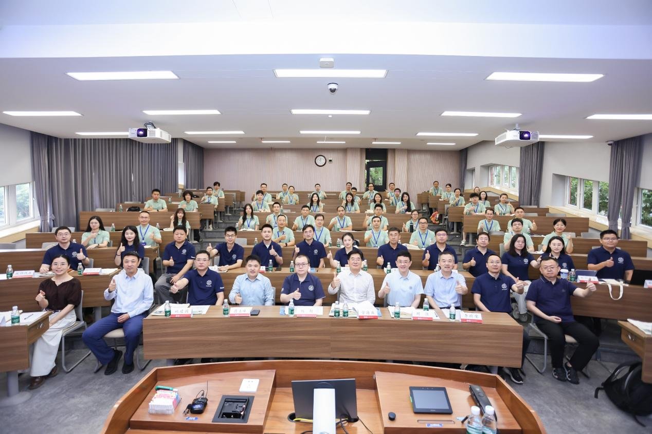 授课导师代表陈海波教授